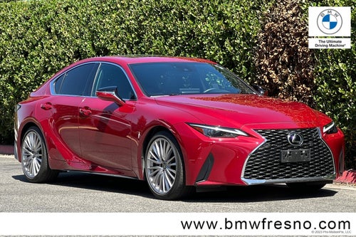2023 Lexus IS 300