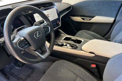 2023 Lexus RZ 450e Luxury