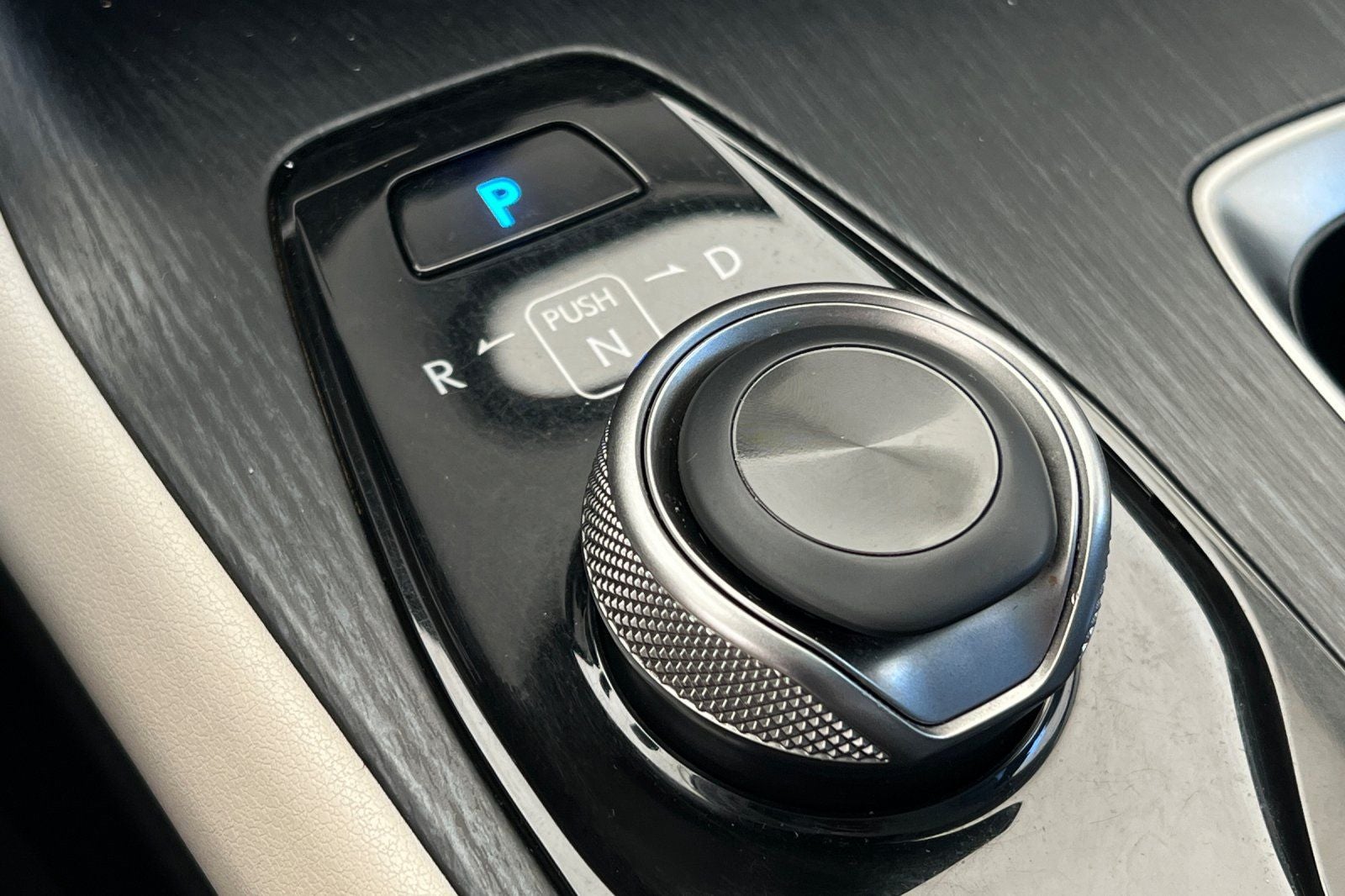 2023 Lexus RZ 450e Luxury