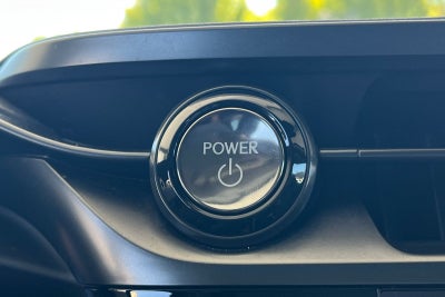 2023 Lexus RZ 450e Luxury