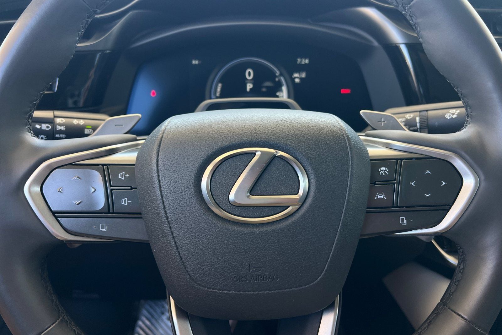 2023 Lexus RZ 450e Luxury