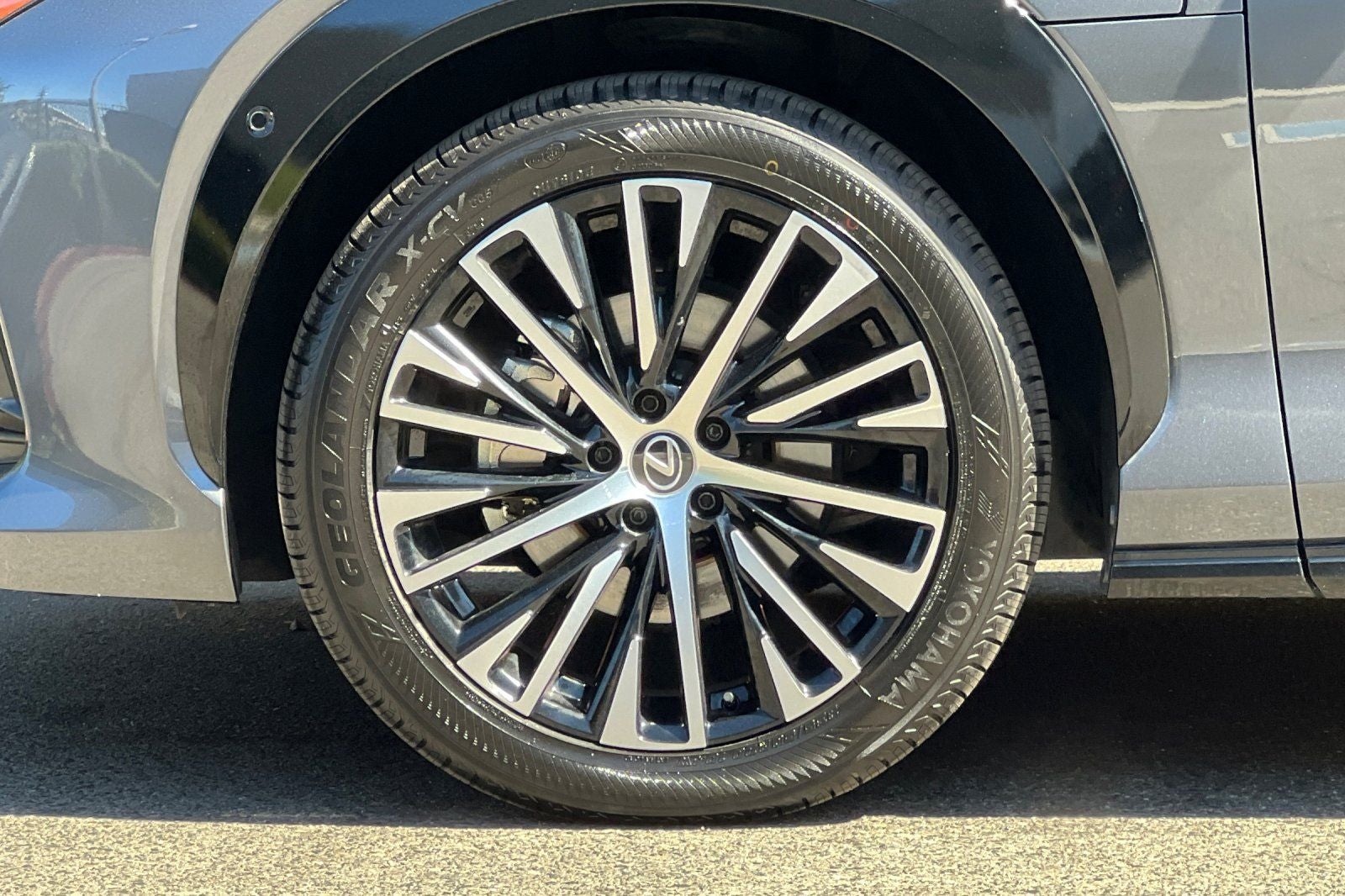 2023 Lexus RZ 450e Luxury