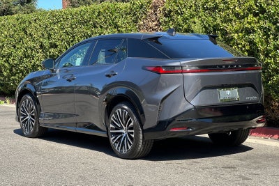 2023 Lexus RZ 450e Luxury