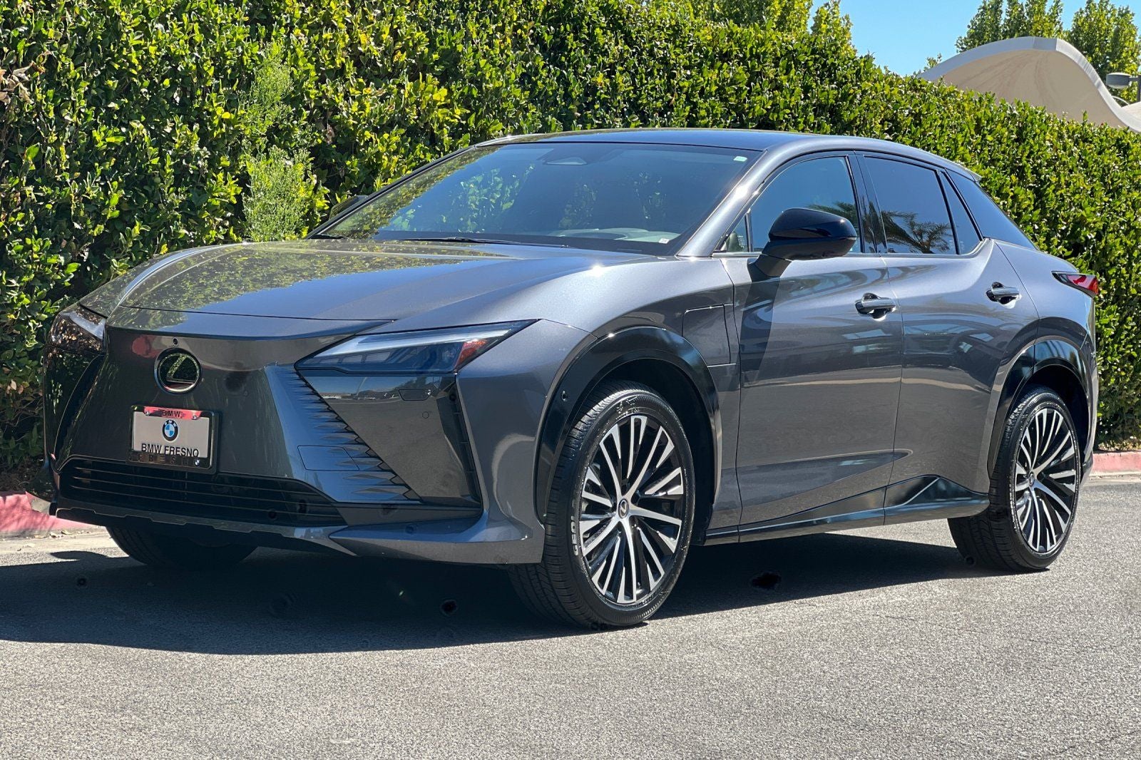 2023 Lexus RZ 450e Luxury