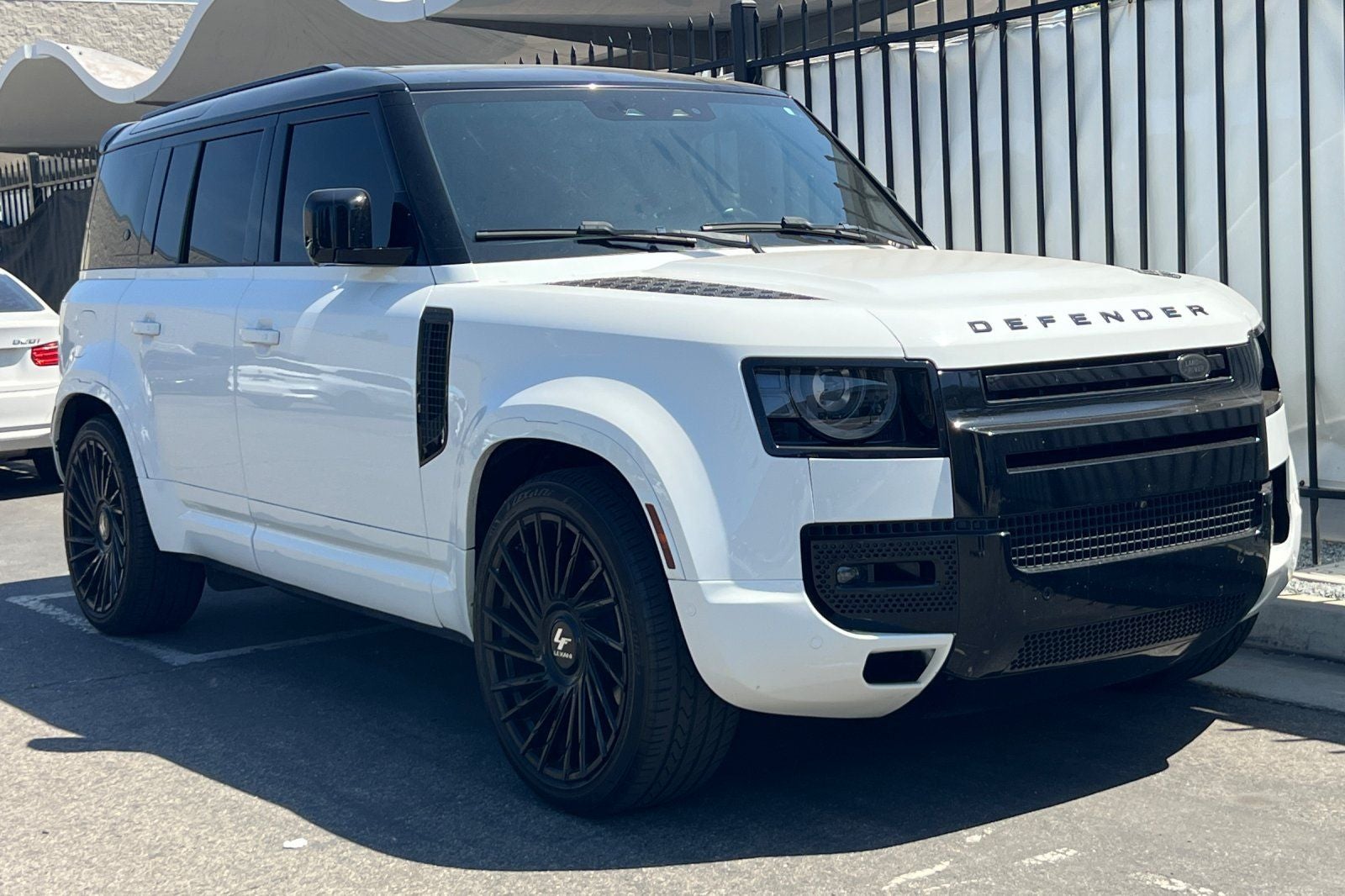 2024 Land Rover Defender 110 S