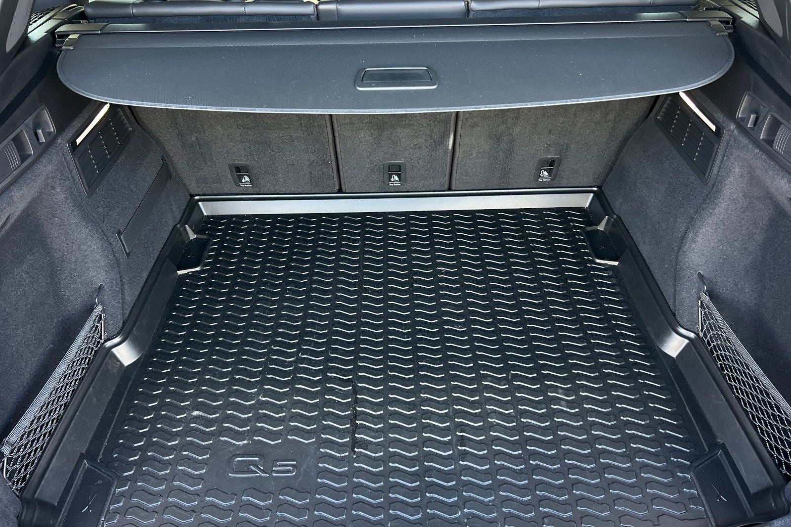 2023 Audi SQ5 Premium Plus quattro