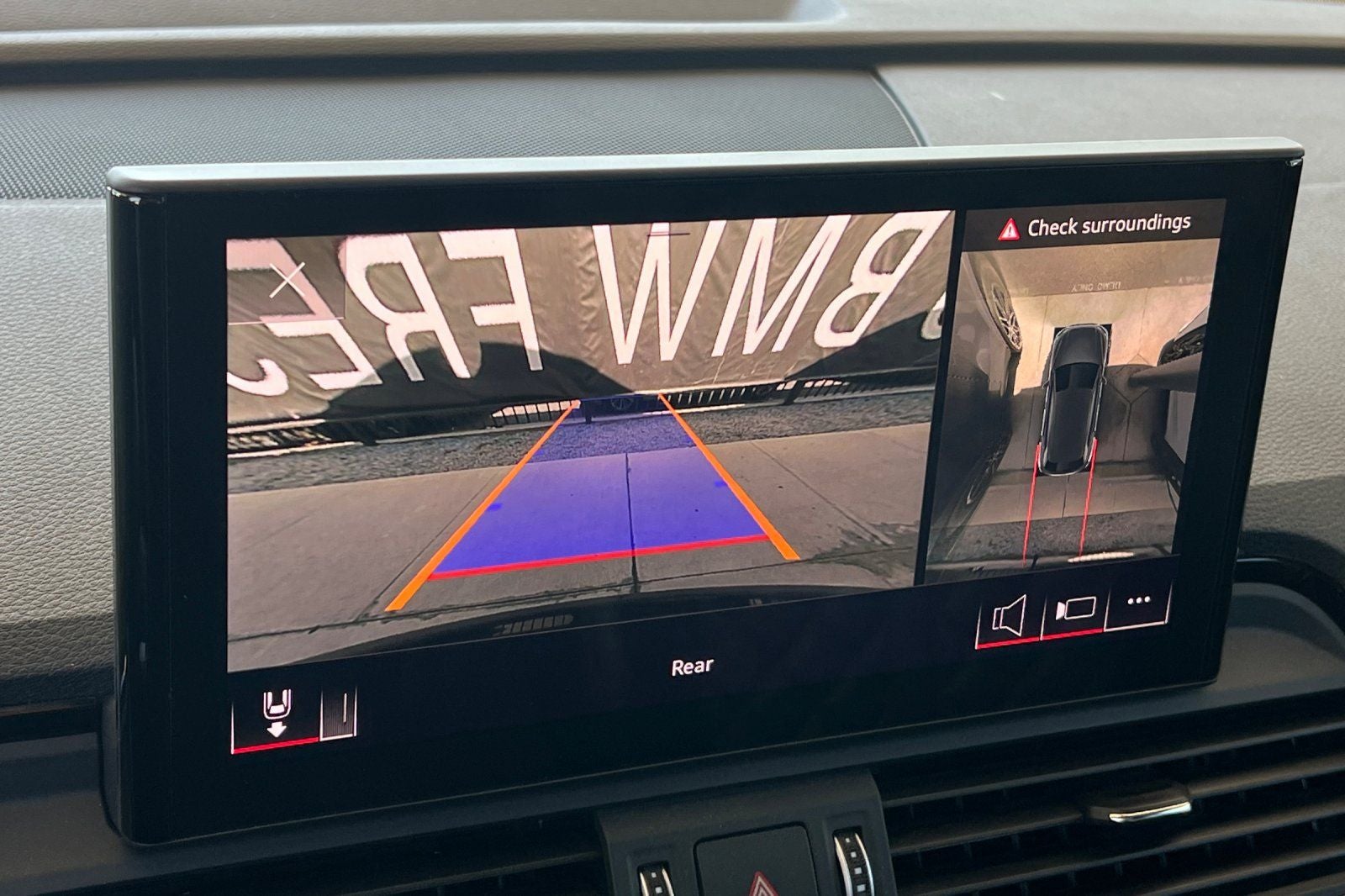 2023 Audi SQ5 Premium Plus quattro