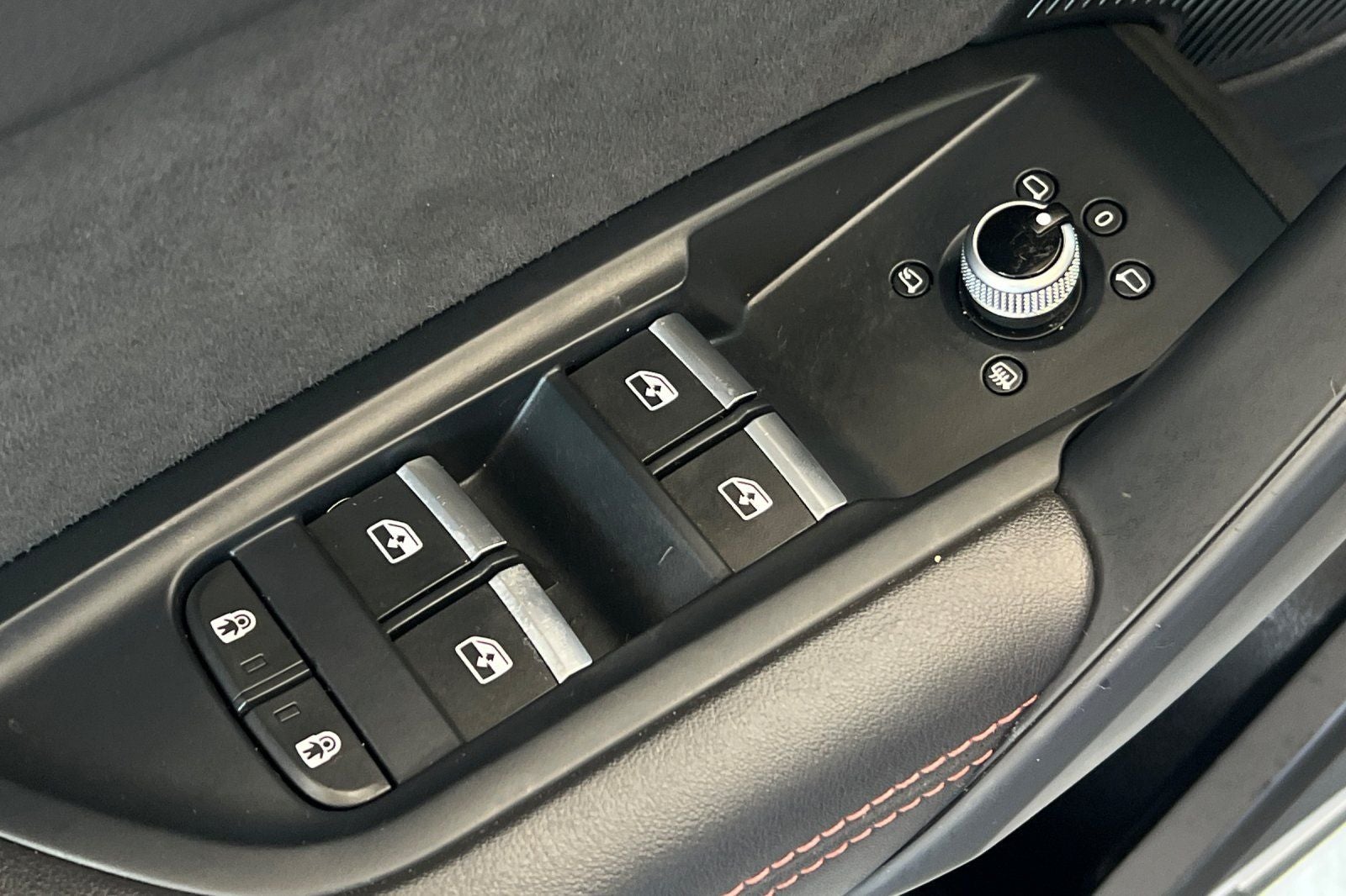 2022 Audi SQ5 Premium Plus quattro
