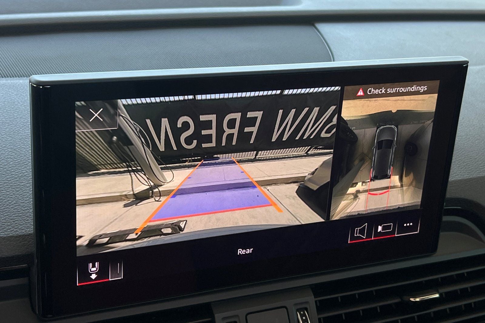 2022 Audi SQ5 Premium Plus quattro
