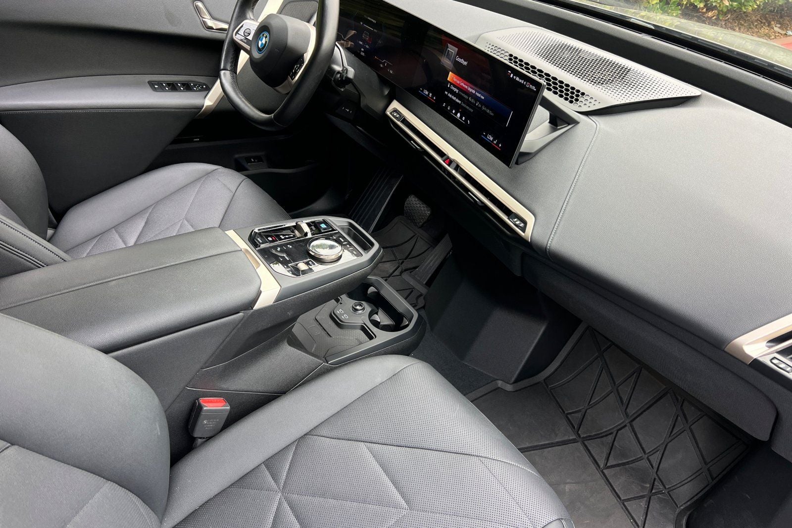 2024 BMW iX xDrive50
