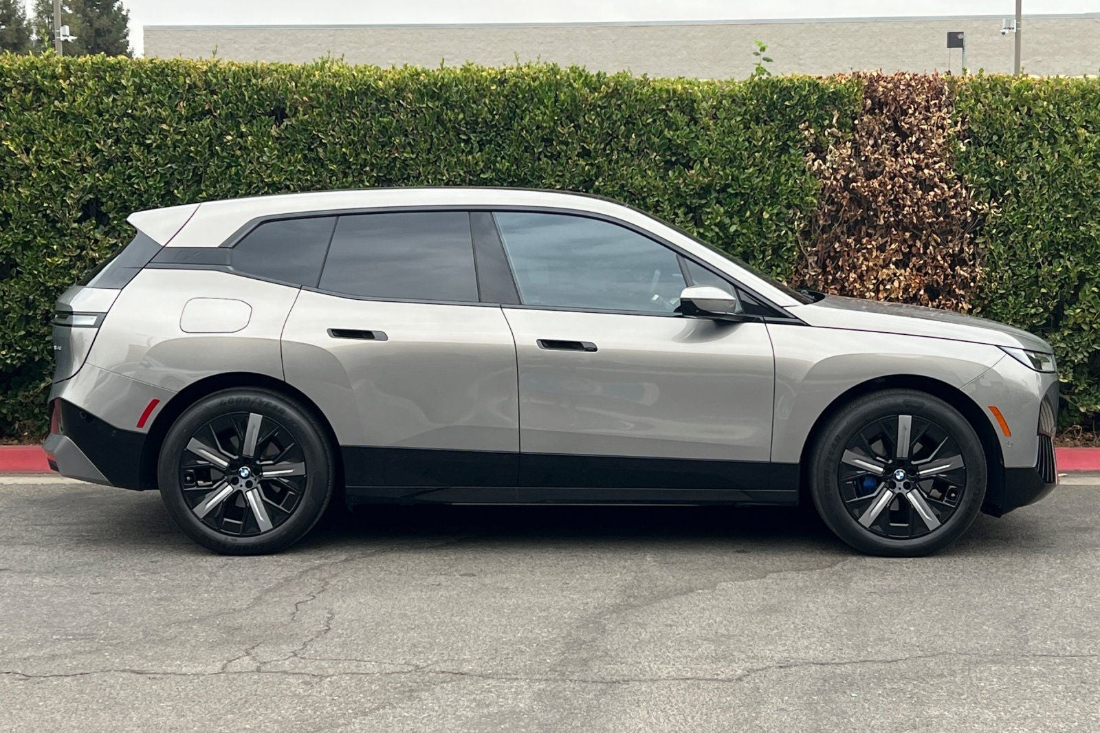 2024 BMW iX xDrive50