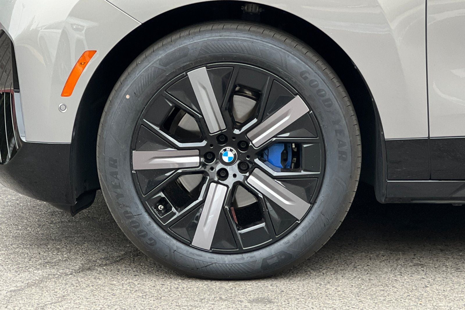 2024 BMW iX xDrive50