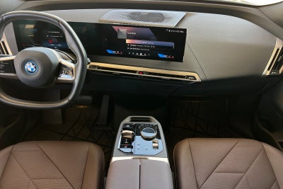 2024 BMW iX xDrive50
