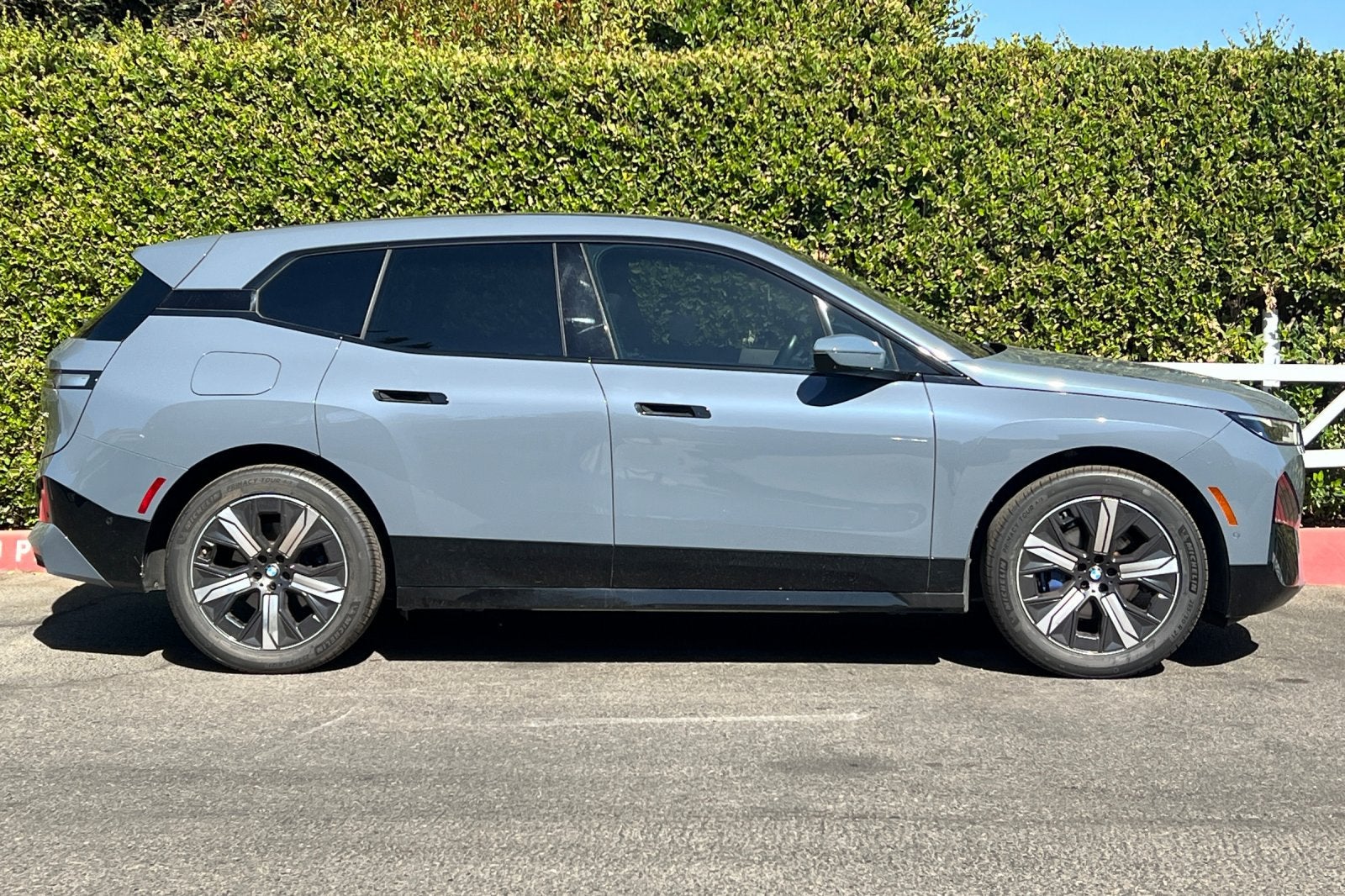 2024 BMW iX xDrive50