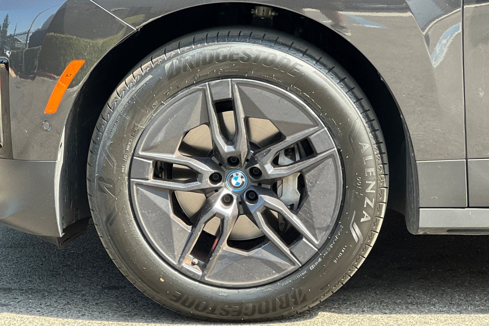 2024 BMW iX xDrive50