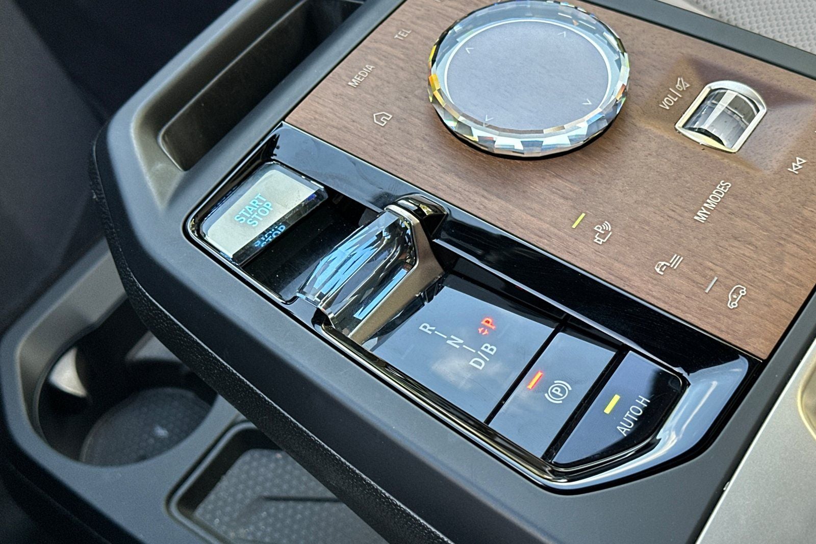 2023 BMW iX M60