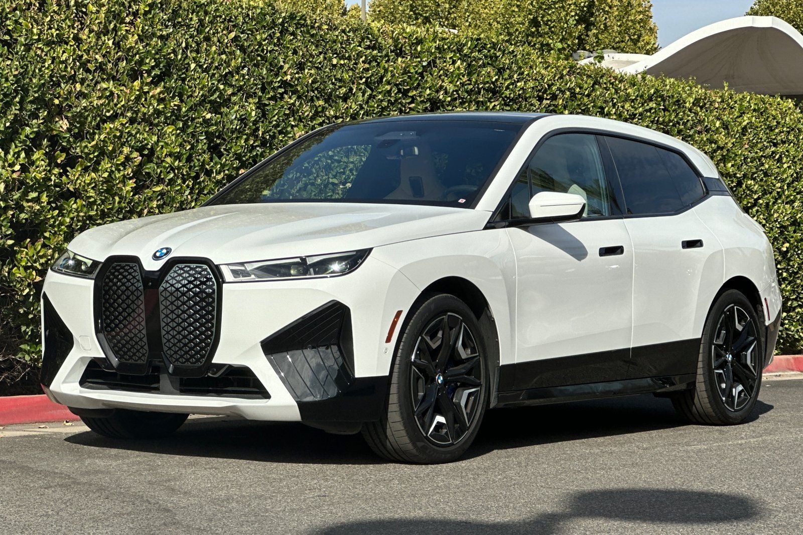 2023 BMW iX M60