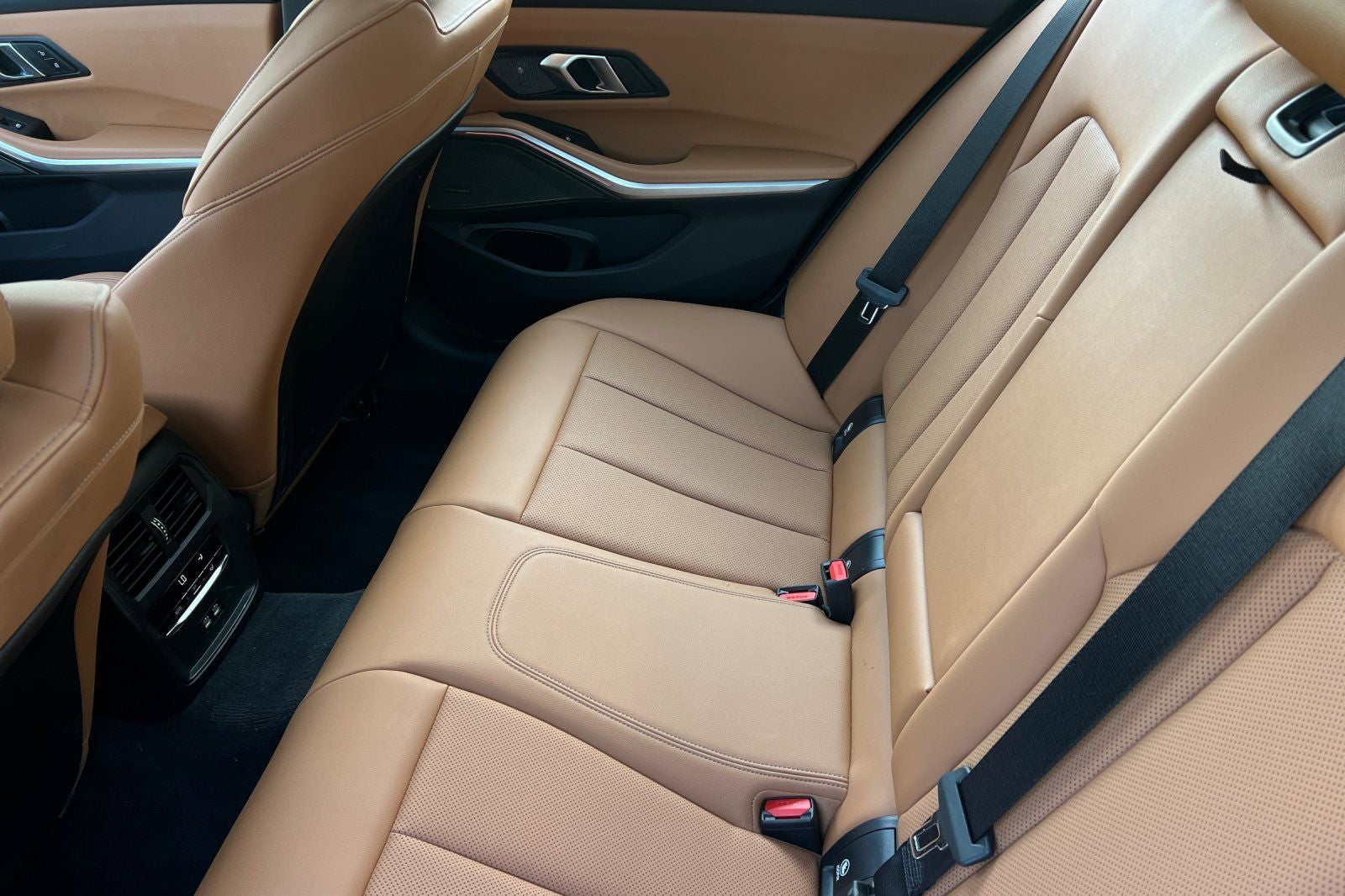 2026 BMW 3 Series 330i