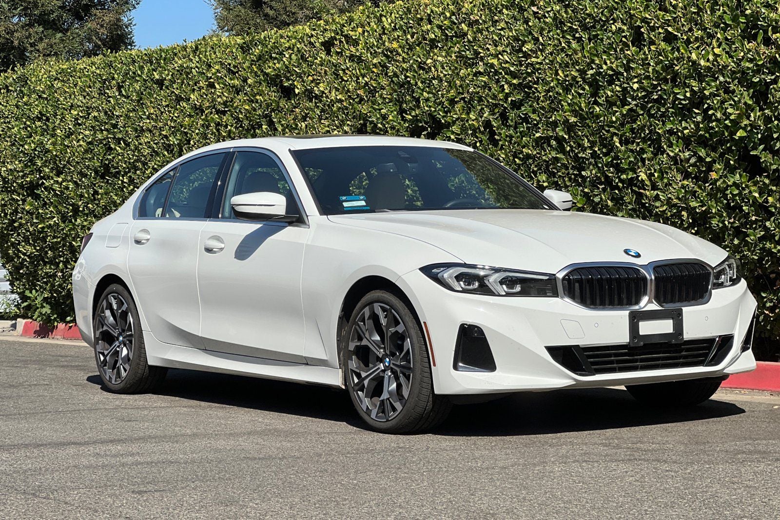 2026 BMW 3 Series 330i