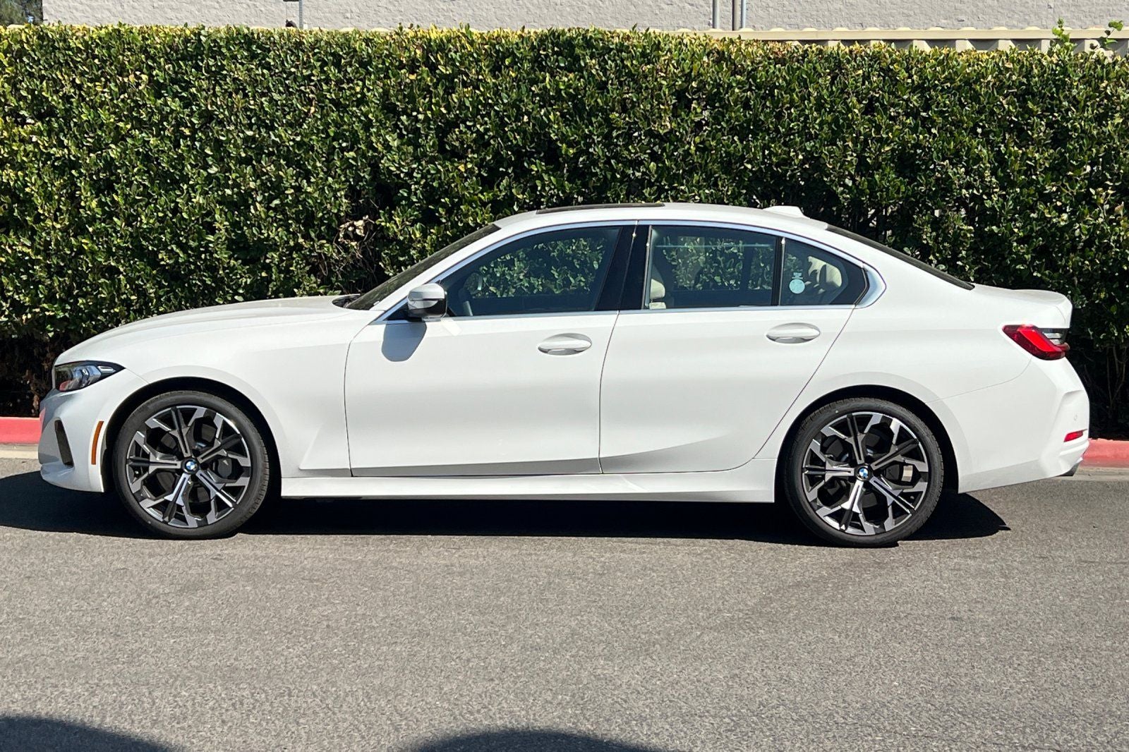 2026 BMW 3 Series 330i