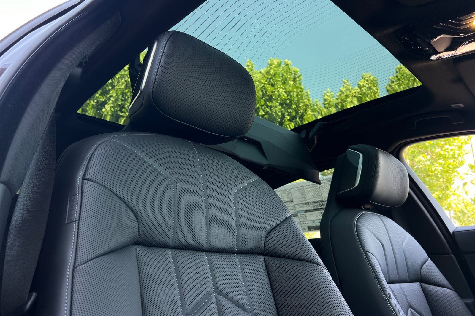2026 BMW 7 Series 740i