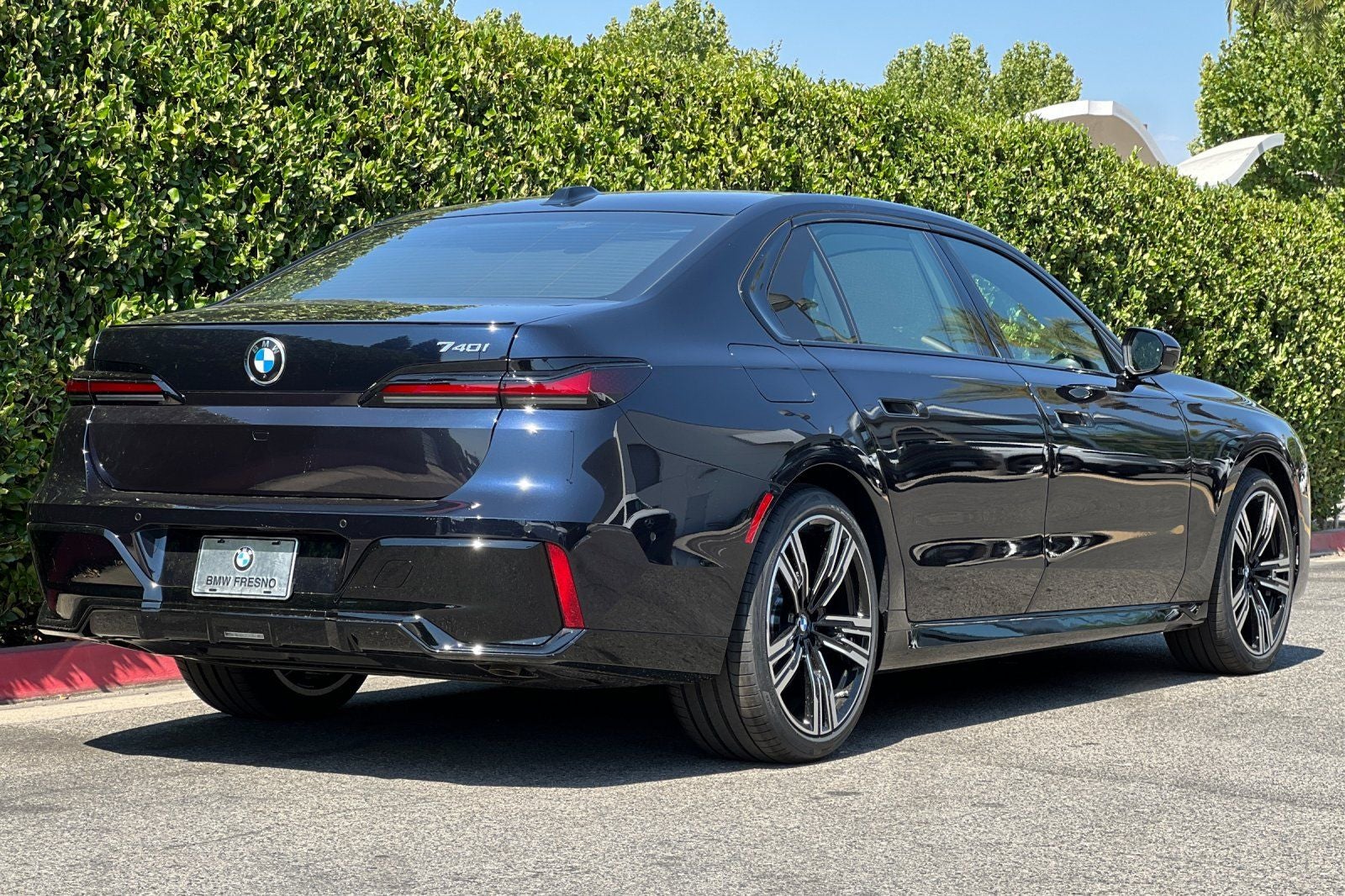 2026 BMW 7 Series 740i