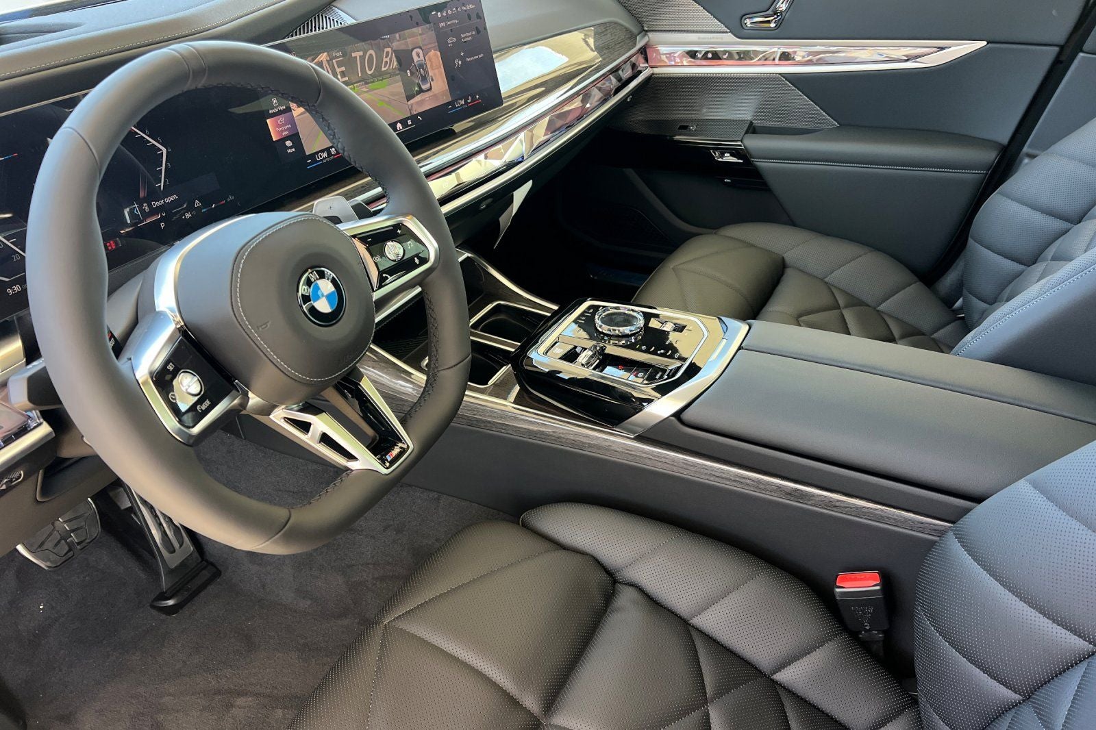 2026 BMW 7 Series 740i