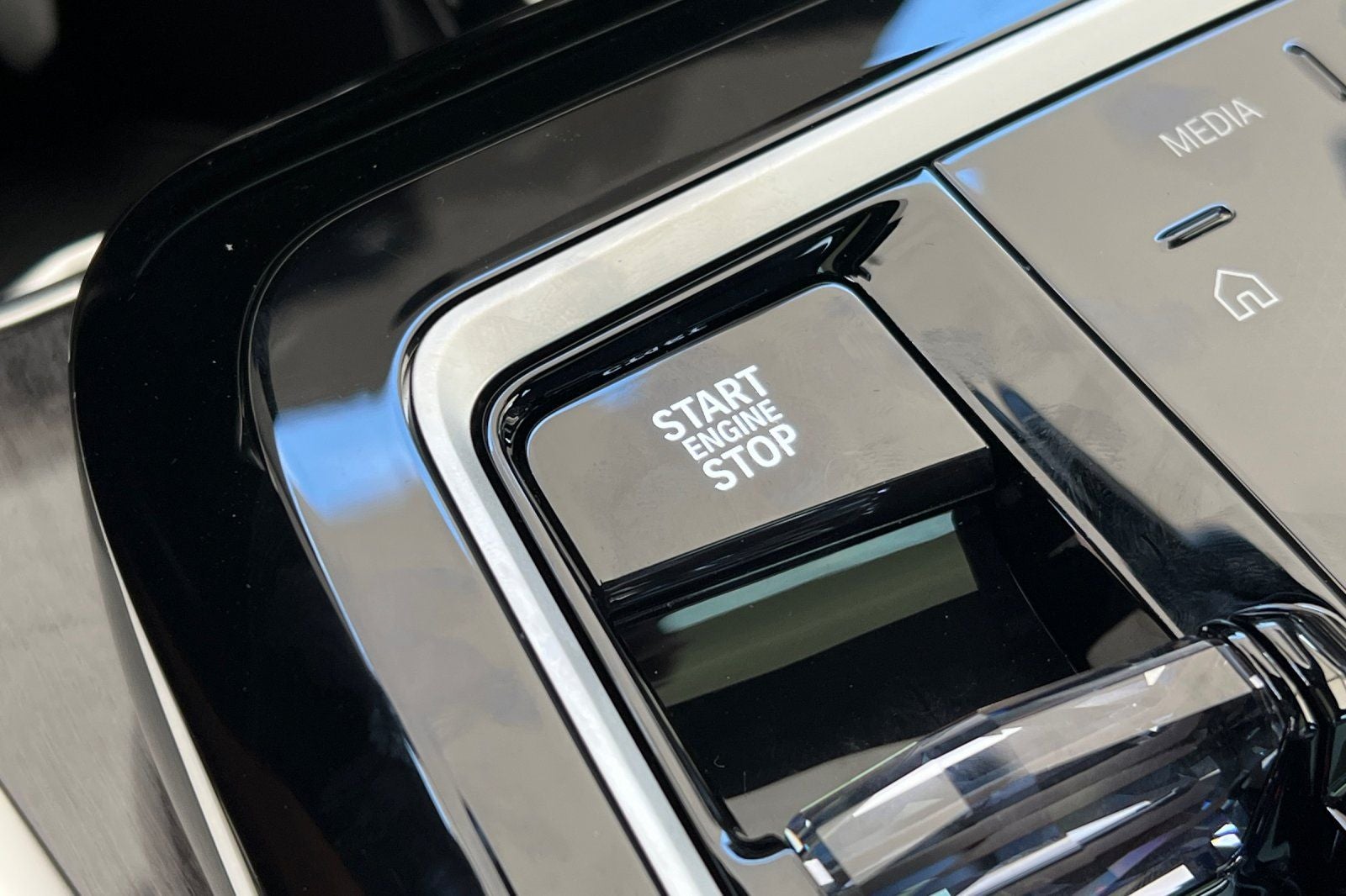 2026 BMW 7 Series 740i