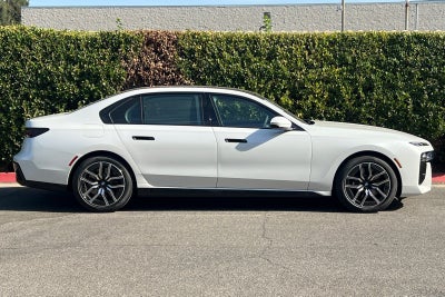 2026 BMW 7 Series 740i