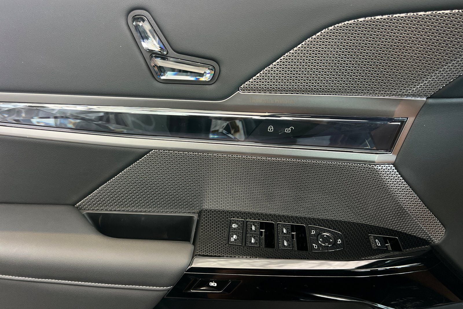 2026 BMW 7 Series 740i