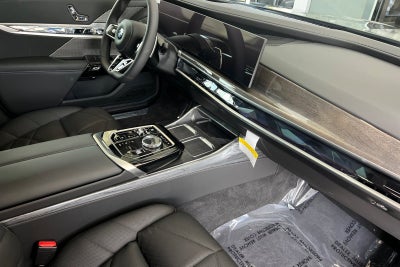 2026 BMW 7 Series 740i