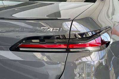2026 BMW 7 Series 740i