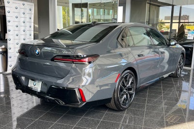 2026 BMW 7 Series 740i
