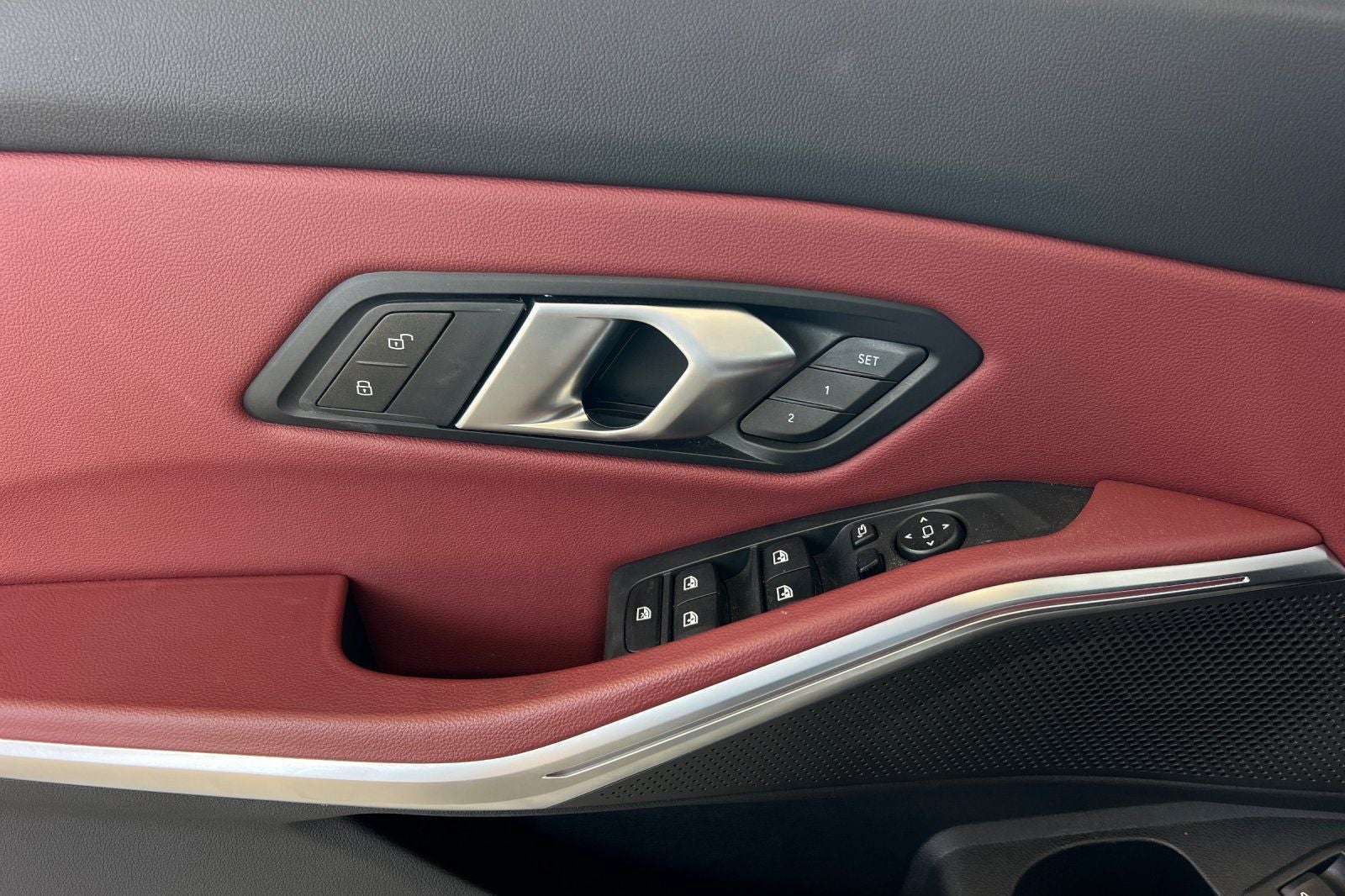 2025 BMW 3 Series 330i xDrive