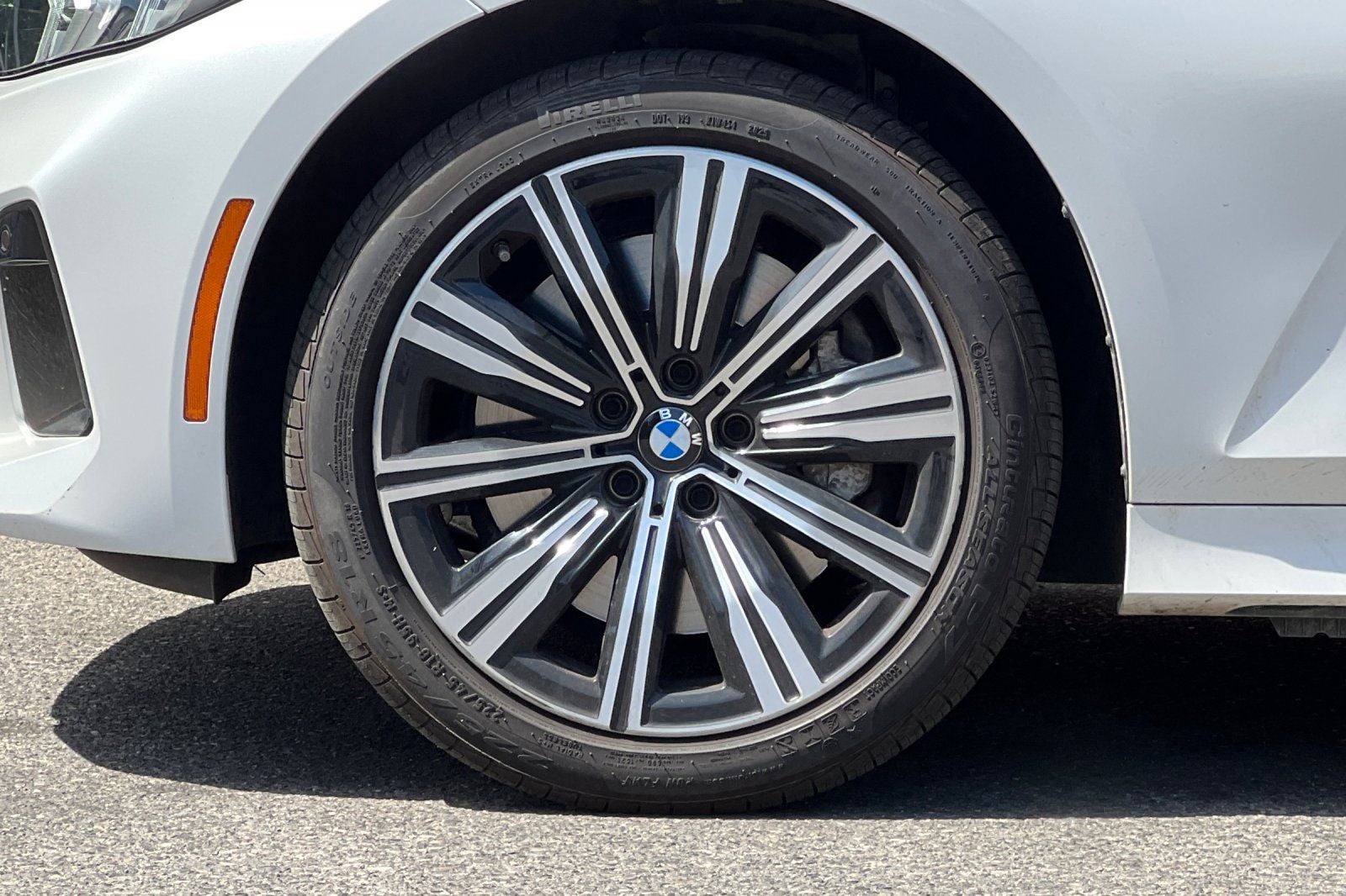 2025 BMW 3 Series 330i xDrive