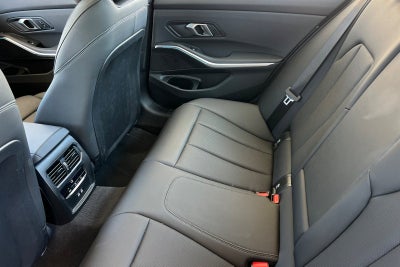 2025 BMW 3 Series 330i xDrive