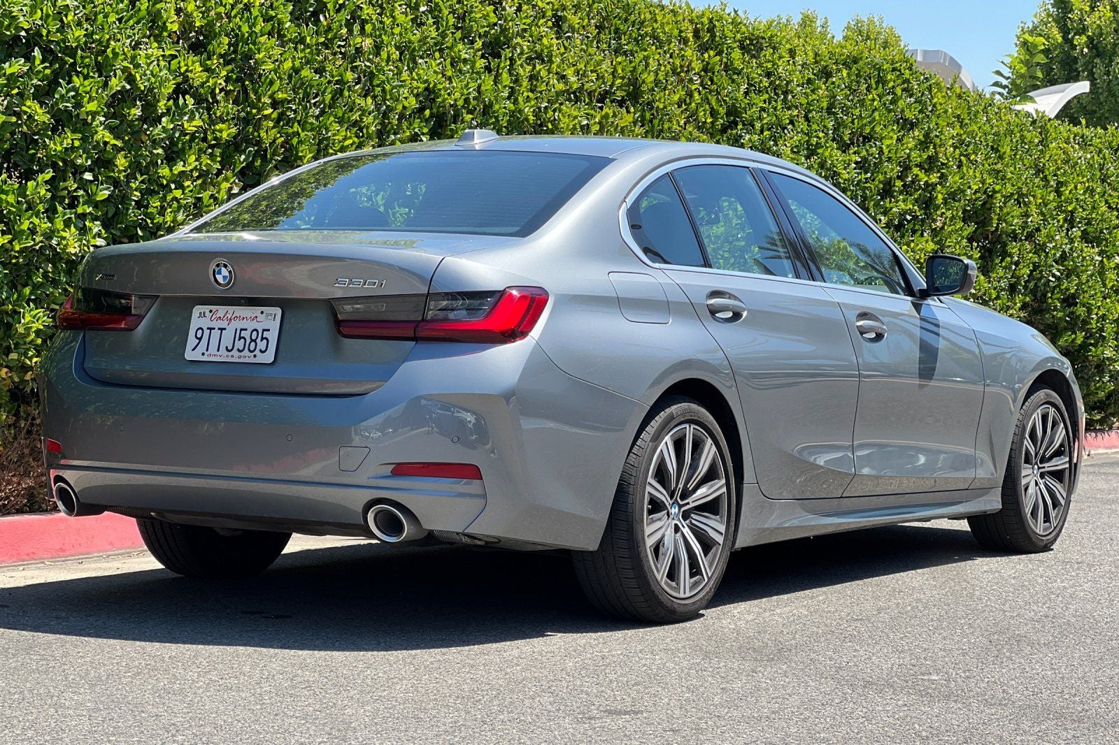 2025 BMW 3 Series 330i xDrive