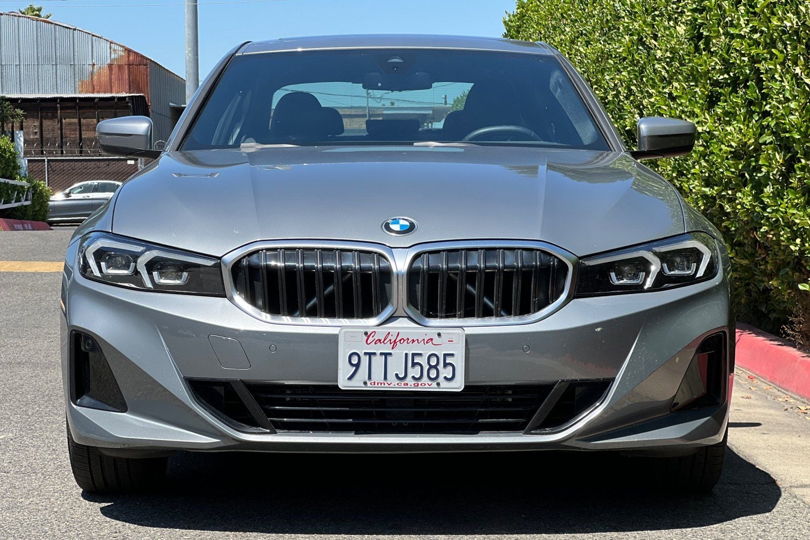 2025 BMW 3 Series 330i xDrive