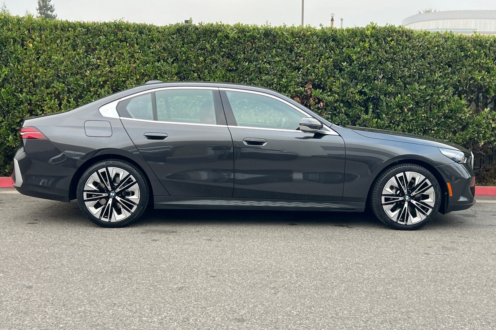 2026 BMW 5 Series 530i