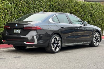 2026 BMW 5 Series 530i