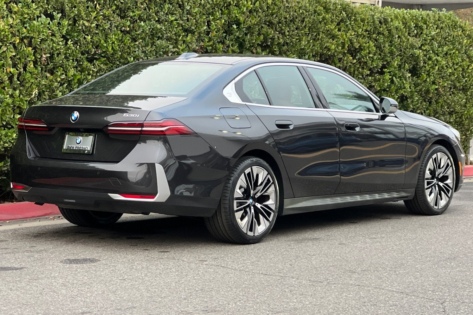 2026 BMW 5 Series 530i