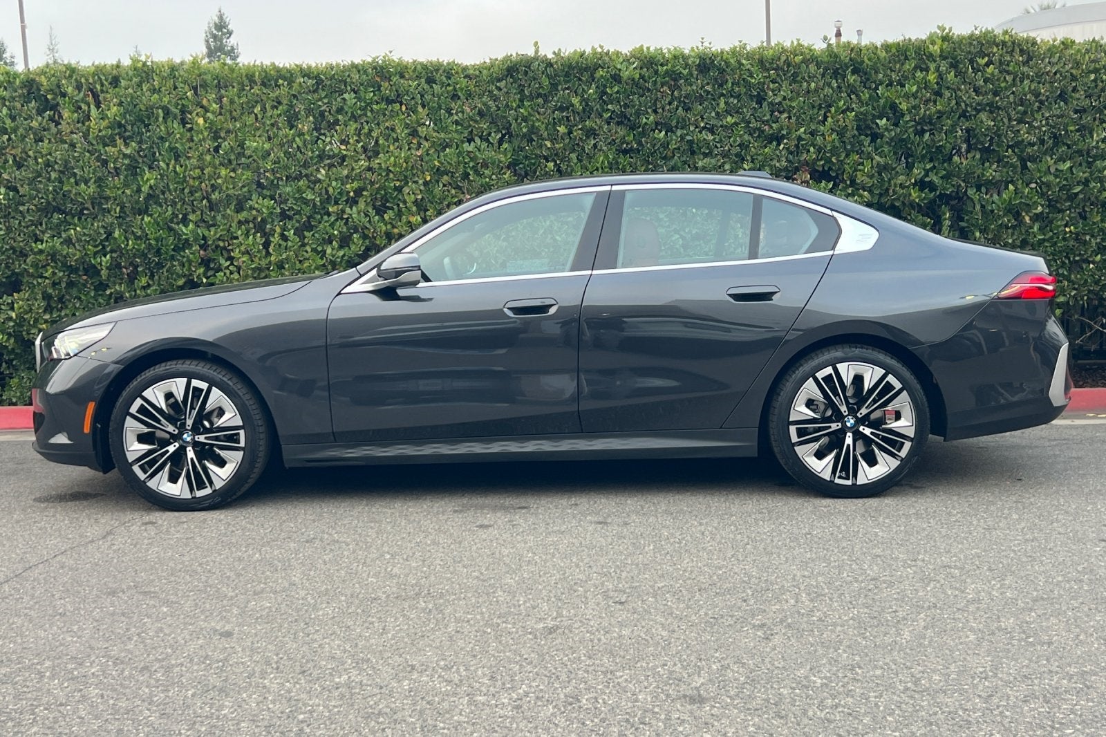 2026 BMW 5 Series 530i