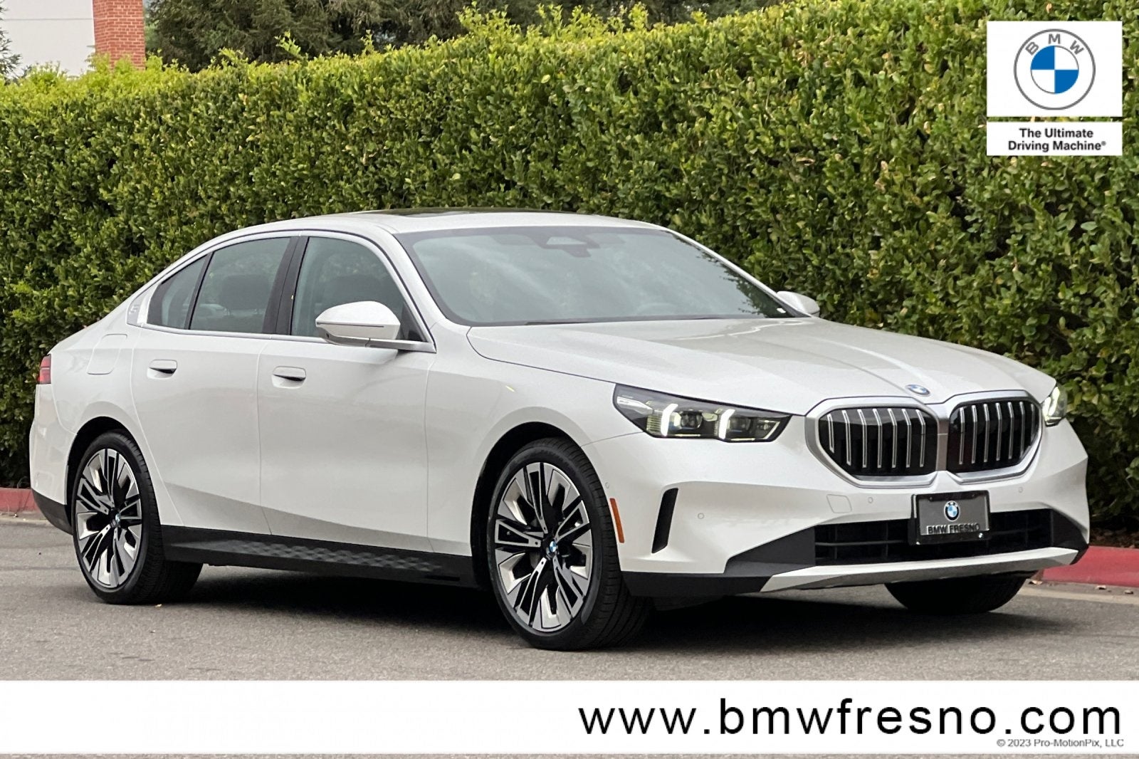 2026 BMW 5 Series 530i