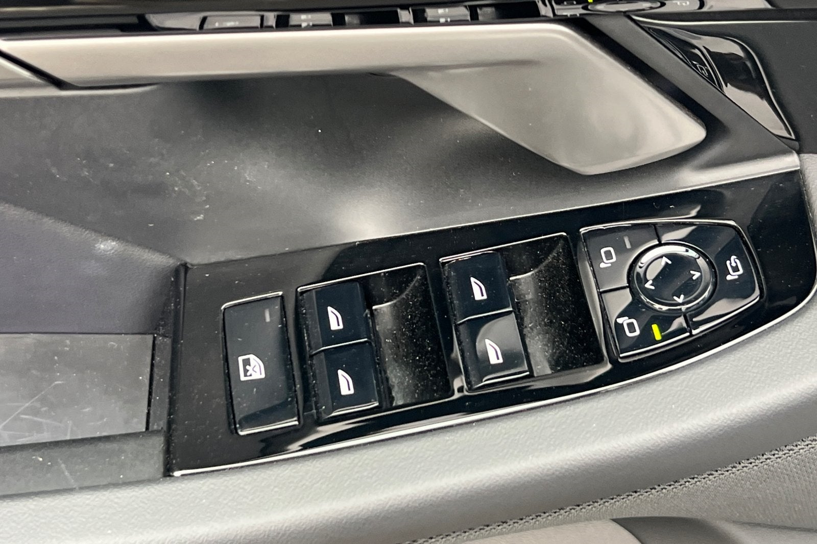 2026 BMW 5 Series 530i