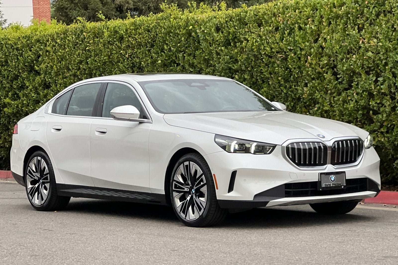 2026 BMW 5 Series 530i