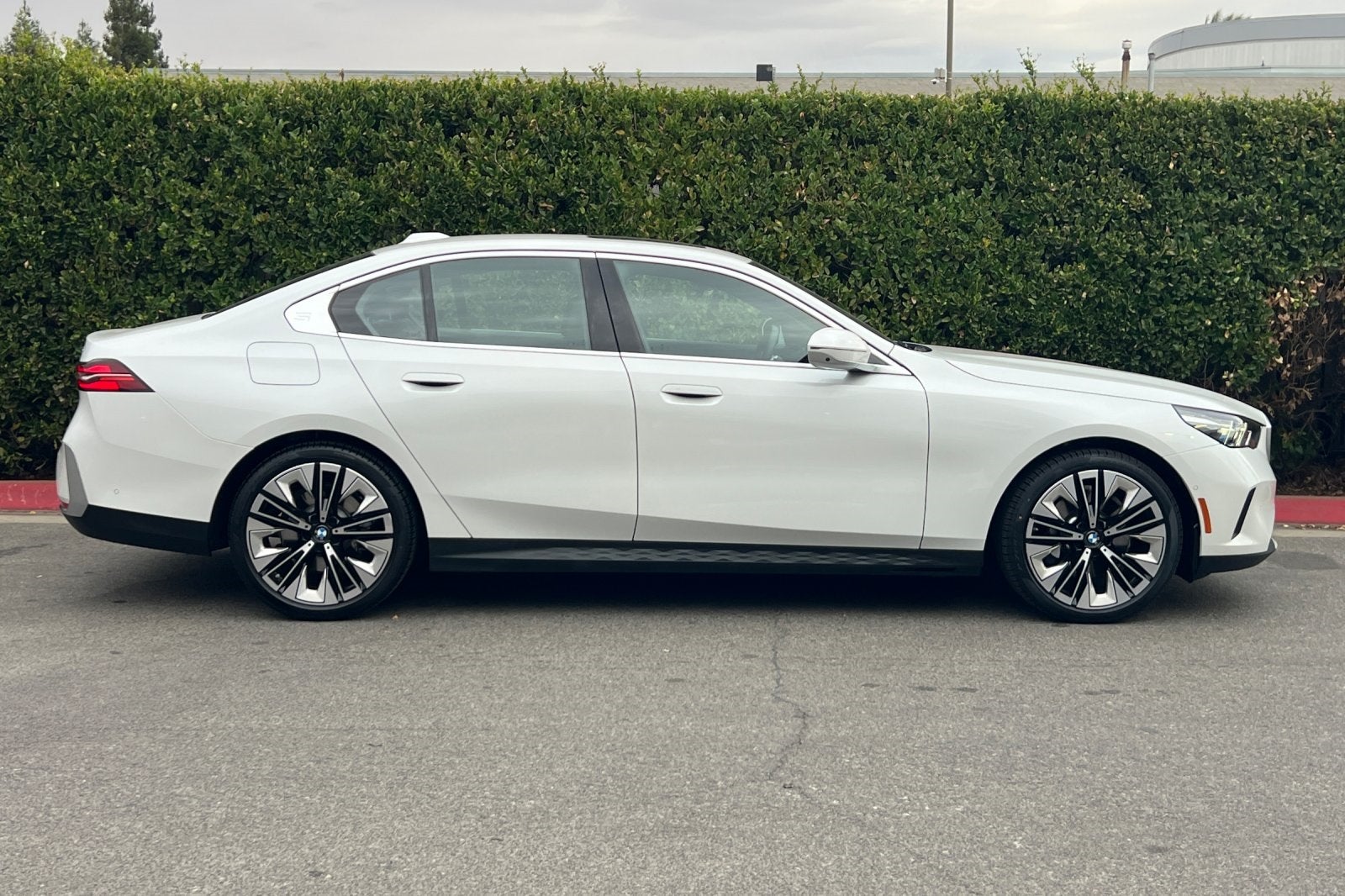 2026 BMW 5 Series 530i