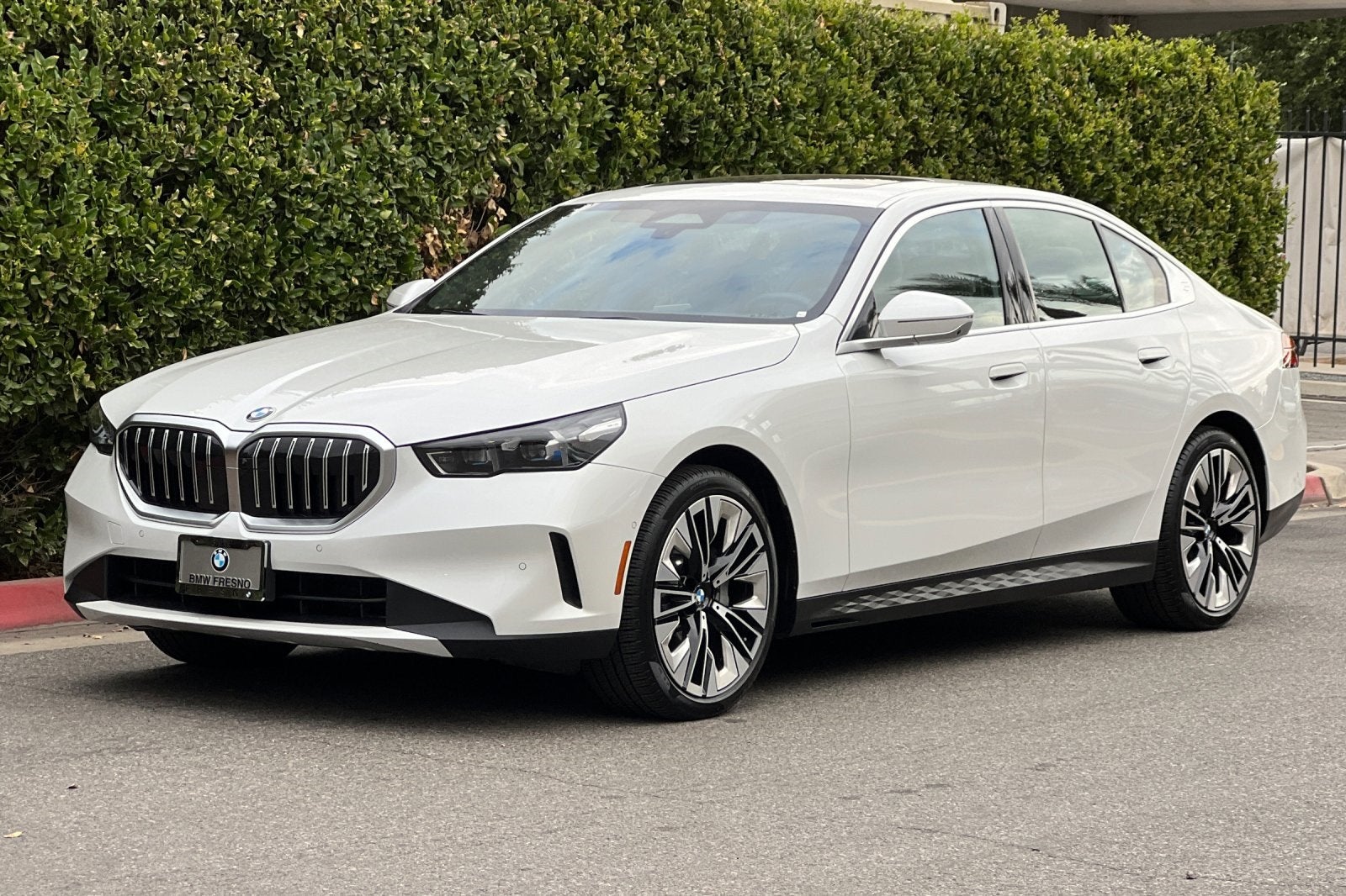 2026 BMW 5 Series 530i