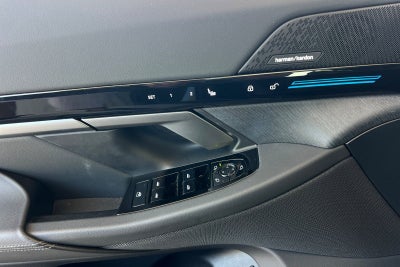 2026 BMW 5 Series 530i