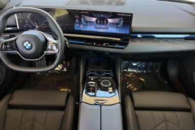 2026 BMW 5 Series 530i
