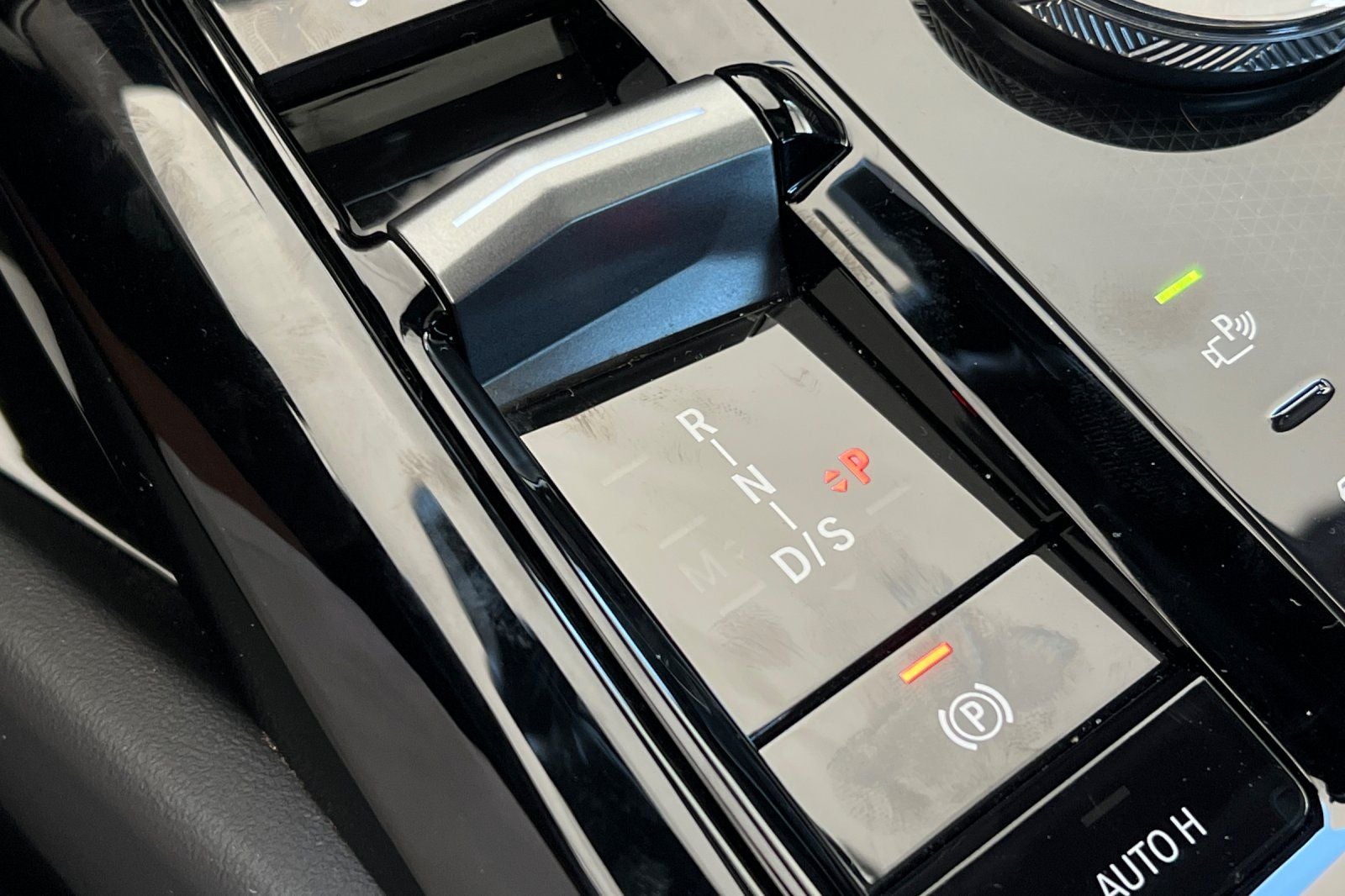2026 BMW 5 Series 530i